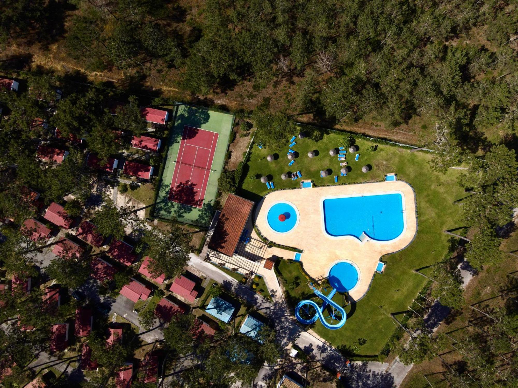 Hotel Parque De Campismo Orbitur São Pedro de Muel Esterno foto