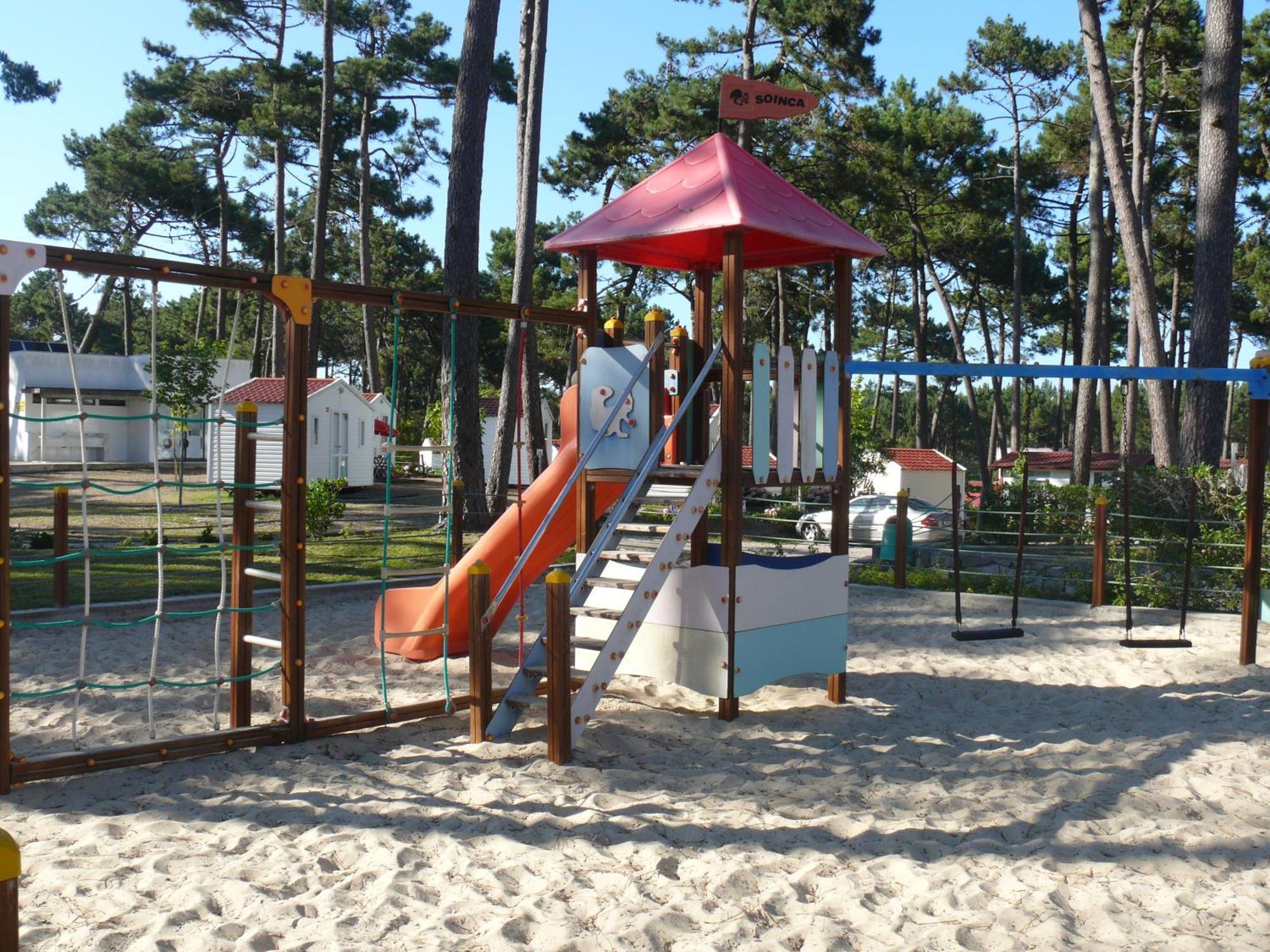 Hotel Parque De Campismo Orbitur São Pedro de Muel Esterno foto